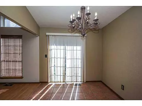 512 Clover Rd, Moore, OK 73160 photo 6