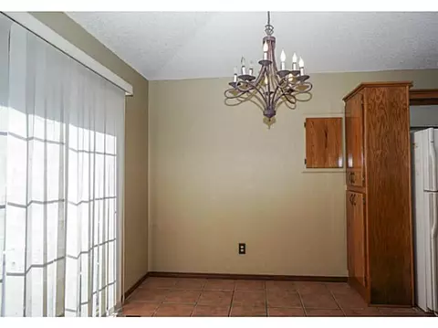 512 Clover Rd, Moore, OK 73160 photo 7