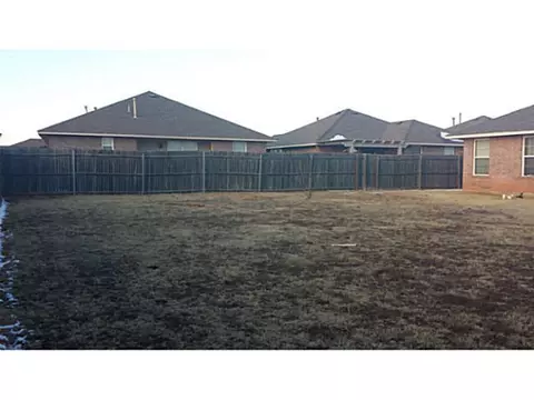 4507 Applegate Dr, Moore, OK 73160 photo 13