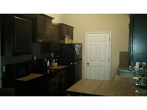 4507 Applegate Dr, Moore, OK 73160 photo 5