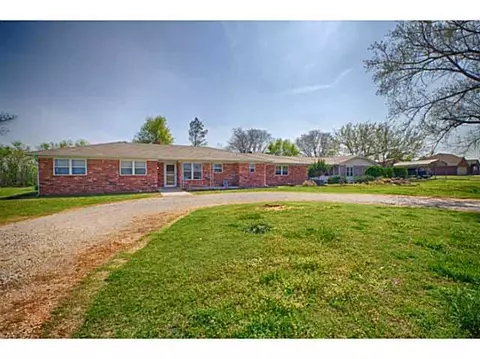 2005 County Road 1214, Tuttle, OK 73089 photo 1