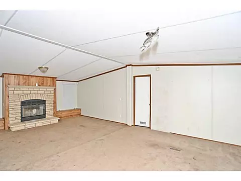 8000 Wolfridge Rd, Harrah, OK 73045 photo 2