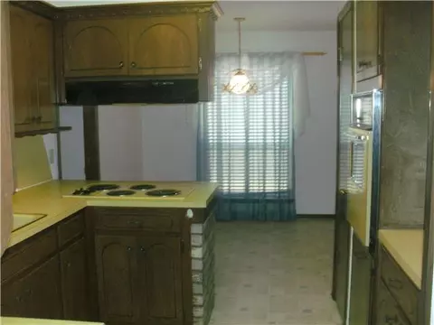8117 NW 32nd St, Bethany, OK 73008 photo 5