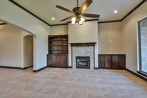 1663 NW 35thter, Newcastle, OK 73065 photo 3