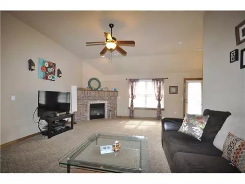 3216 Gabriel Ct, Moore, OK 73160 photo 4