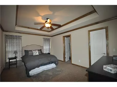 3216 Gabriel Ct, Moore, OK 73160 photo 9
