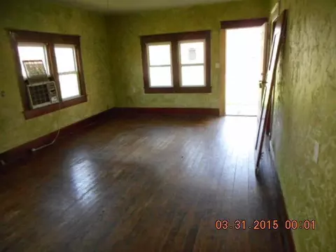 309 NW Cloud St, Minco, OK 73059 photo 2