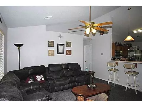 616 Bent Tree Rd, Noble, OK 73068 photo 3