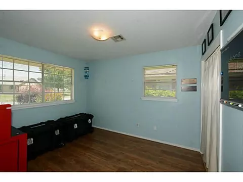 1805 Gale, Moore, OK 73160 photo 12