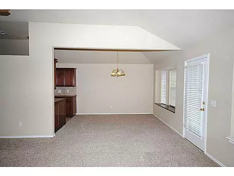 4007 Goshawk Dr, Norman, OK 73072 photo 3