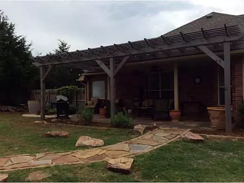 2362 Elm Tree Dr, Blanchard, OK 73010 photo 3