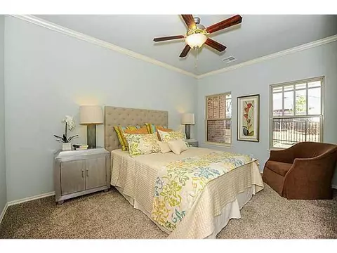 680 Outerbanks Way, Edmond, OK 73034 photo 3