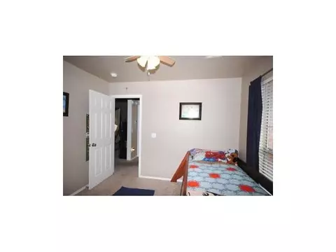 4304 Mackenzie Dr, Moore, OK 73160 photo 11