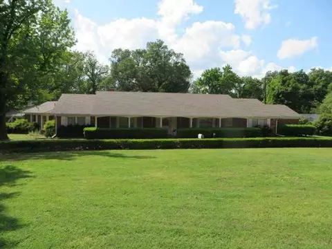 108 Maple Ln, Chickasha, OK 73018 photo 1