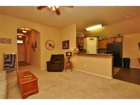 1009 Desert Trl, Yukon, OK 73099 photo 6
