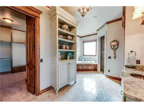 21991 Marbella Dr, Edmond, OK 73012 photo 13