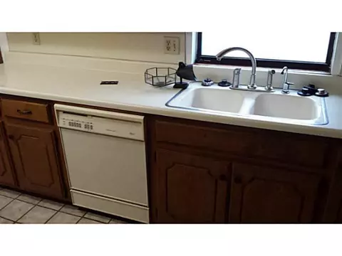 7701 E Waterloo Rd, Edmond, OK 73034 photo 6