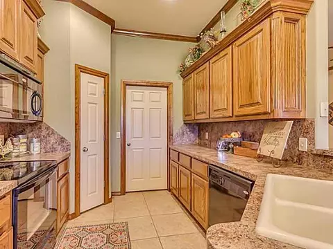809 Springlake Rd, Newcastle, OK 73065 photo 8