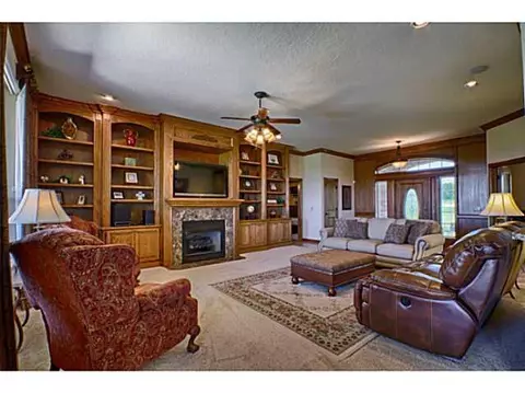 1112 Whispering Ridge Dr, Tuttle, OK 73089 photo 7