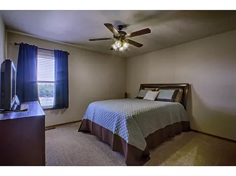 1112 Whispering Ridge Dr, Tuttle, OK 73089 photo 18