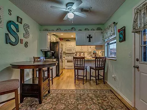 3100 Saint Thomas Ave, Moore, OK 73160 photo 5