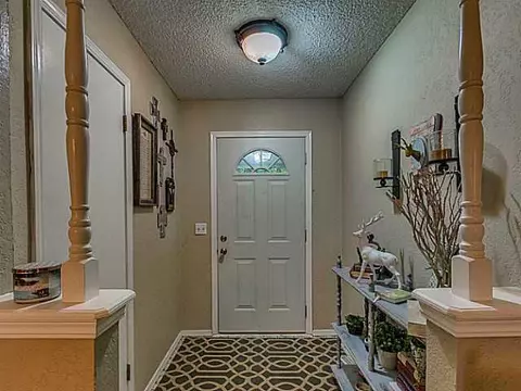 3100 Saint Thomas Ave, Moore, OK 73160 photo 2