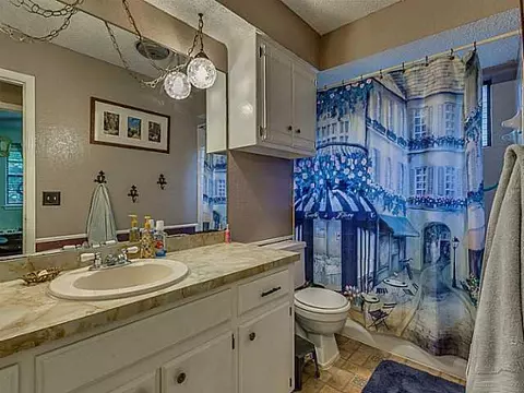 3100 Saint Thomas Ave, Moore, OK 73160 photo 9