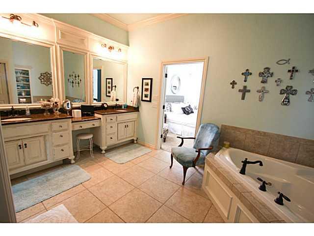 16116 Windrush Pl, Edmond, OK 73013 photo 11