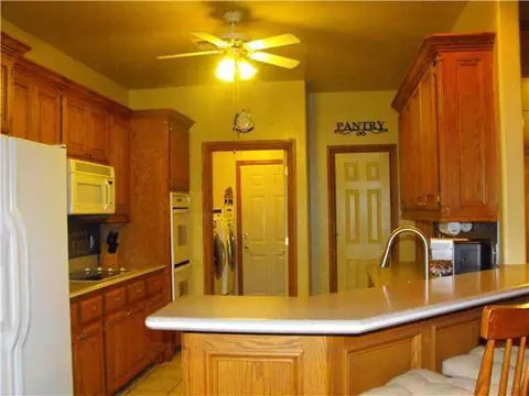 801 Grandview Rd, Tuttle, OK 73089 photo 7