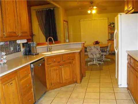 801 Grandview Rd, Tuttle, OK 73089 photo 8