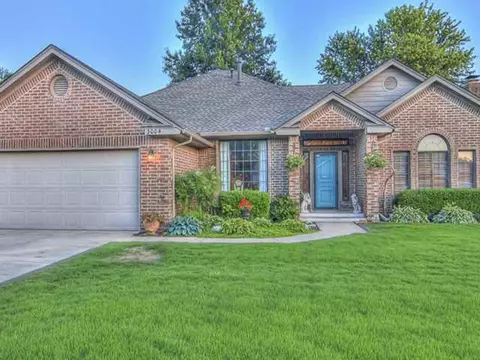3004 Eagle Crest Rd, Edmond, OK 73013 photo 1
