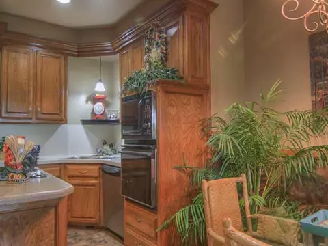 3004 Eagle Crest Rd, Edmond, OK 73013 photo 8