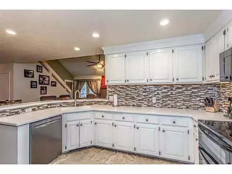 713 Old Bugle Rd, Edmond, OK 73003 photo 11