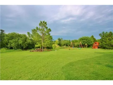 1113 County St 2959, Tuttle, OK 73089 photo 2