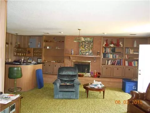702 E Perkins Ave, Guthrie, OK 73044 photo 3