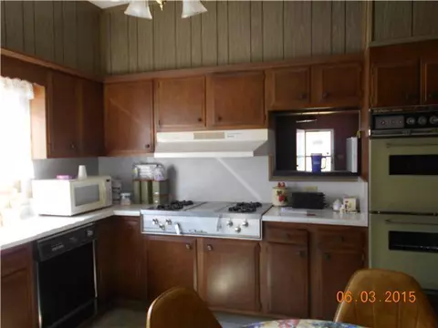 702 E Perkins Ave, Guthrie, OK 73044 photo 5