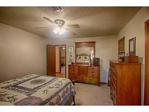 1100 Silver Maple, Moore, OK 73160 photo 12