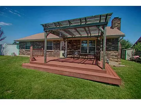 1100 Silver Maple, Moore, OK 73160 photo 17