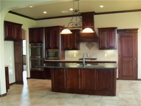 1801 Riviera Dr, Tuttle, OK 73089 photo 9