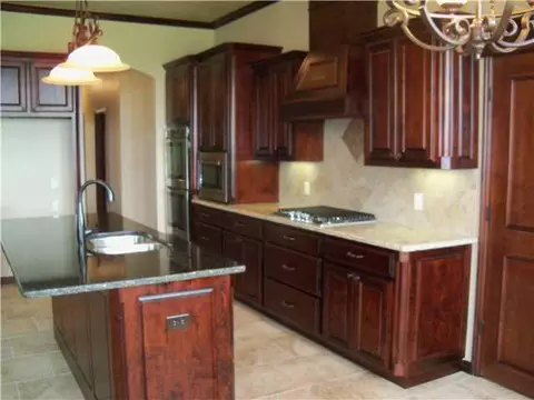 1801 Riviera Dr, Tuttle, OK 73089 photo 10