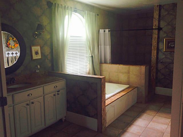 703 E Warner Ave, Guthrie, OK 73044 photo 10