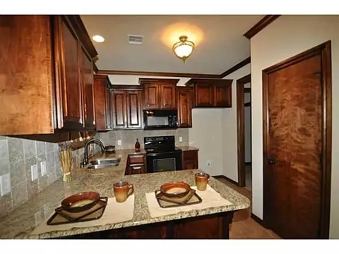 1908 Evans Ct, Moore, OK 73160 photo 10