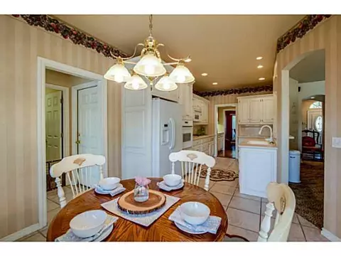 3608 River Downs Dr, Edmond, OK 73034 photo 9