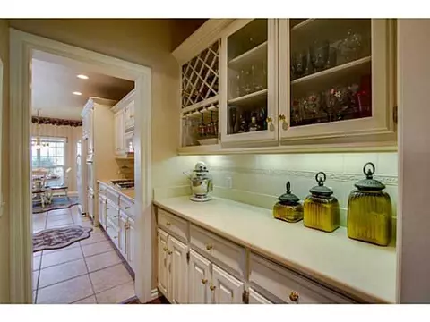 3608 River Downs Dr, Edmond, OK 73034 photo 5