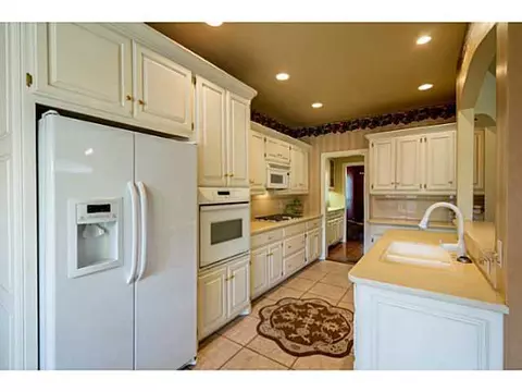 3608 River Downs Dr, Edmond, OK 73034 photo 6