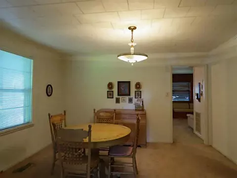 822 Brunson, Prague, OK 74864 photo 10