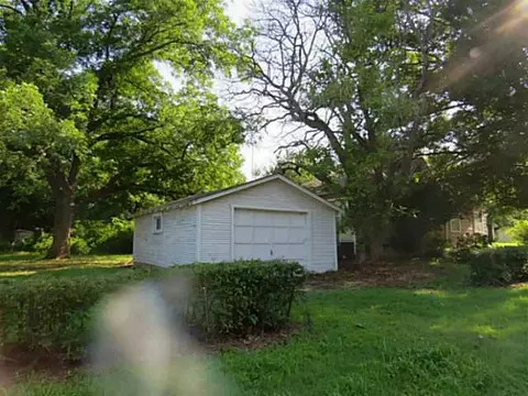 822 Brunson, Prague, OK 74864 photo 17