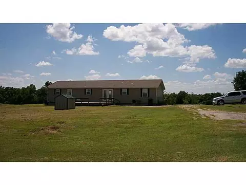 1663 S Fishmarket Rd, Mcloud, OK 74851 photo 2