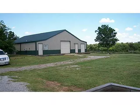 1663 S Fishmarket Rd, Mcloud, OK 74851 photo 11