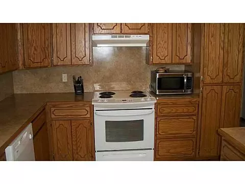 1663 S Fishmarket Rd, Mcloud, OK 74851 photo 6